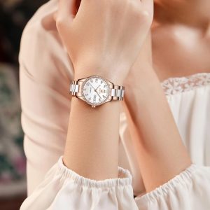 OLEVS Damen Automatikuhr Diamant Lünette modisch wasserdicht Kalender zweifarbig, Edelstahl Keramik Armband 6637: Silber, Gold/Weiß