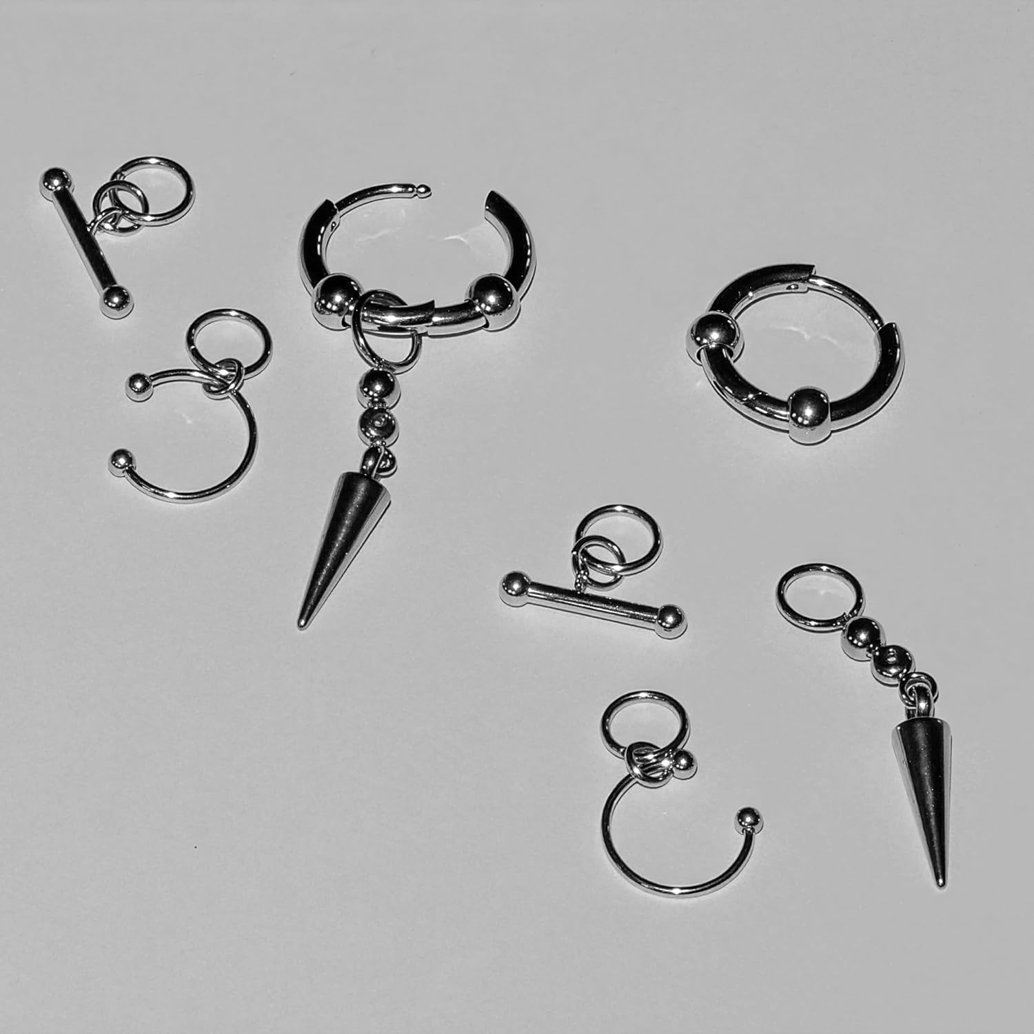 LIEBESKIND BERLIN Urban Chic Ohrring - Creole aus Edelstahl - 3,8 cm - Scharnierverschluss - wasserfest & hautfreundlich Silber